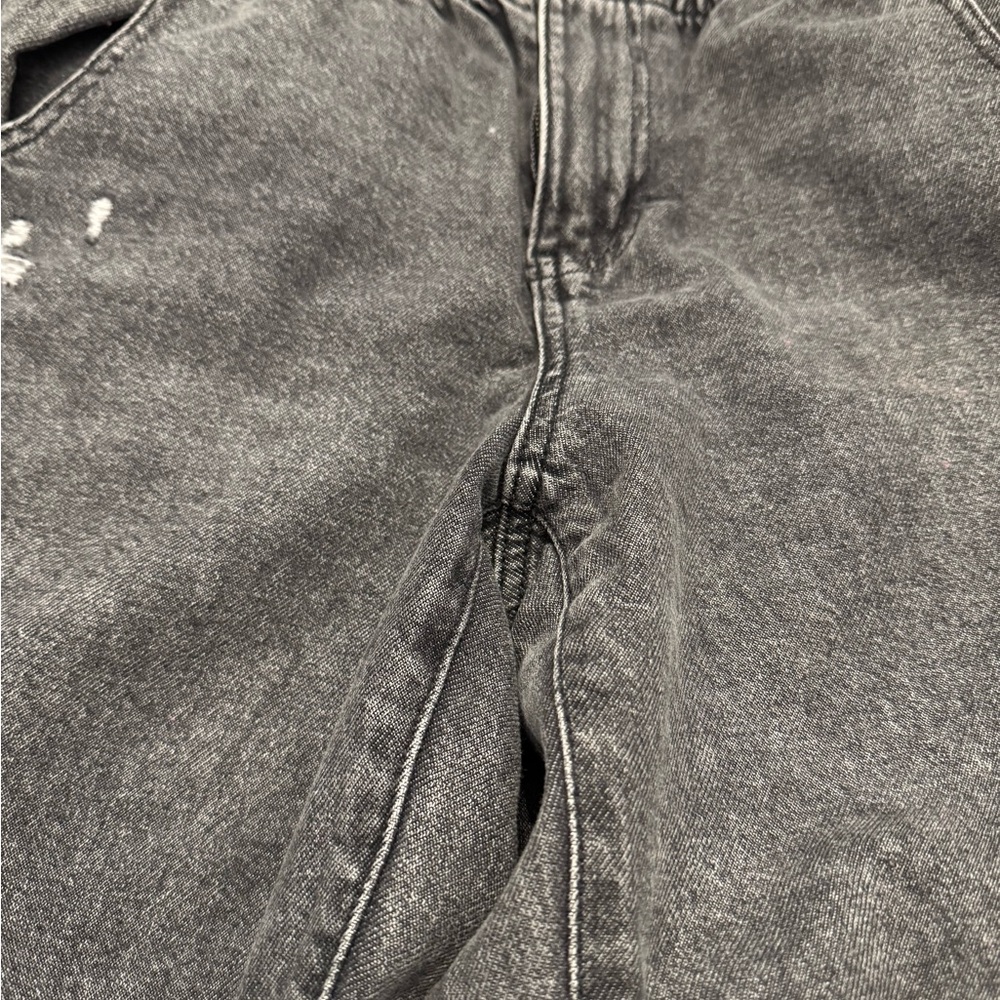 Grey/black mom jeans